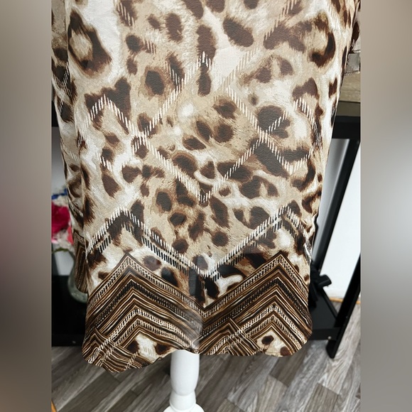 CATO Women’s  Plus Top Tunic Animal Print Size 14/16 Semi Sheer Short Sleeve - Picture 3 of 13